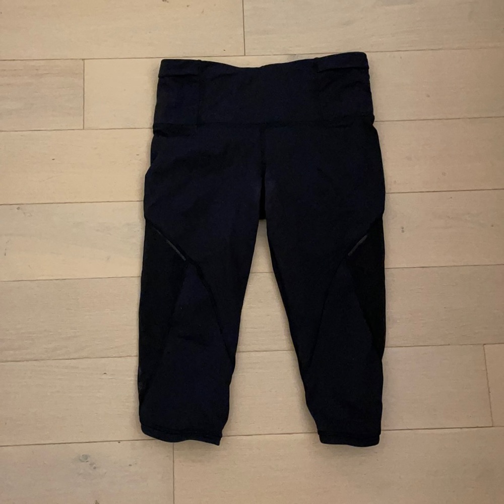 Lululemon Run with the Sun Crop